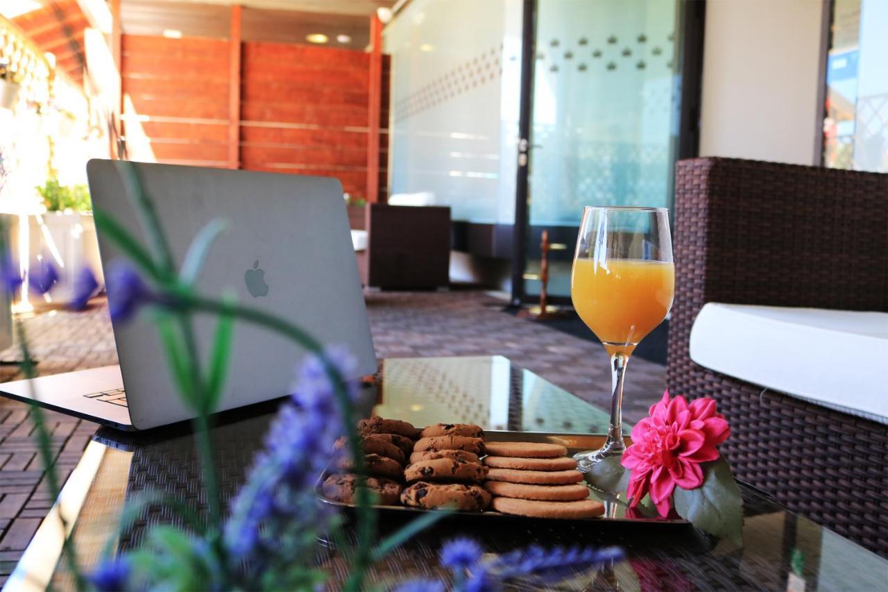 Via Domus Hotel สปลิท ภายนอก รูปภาพ